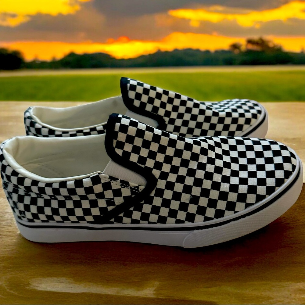 Selling shoes from brand Trendy in good condition and shape